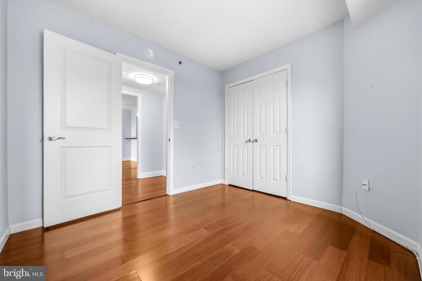 545 E Braddock Road #304 photo 12