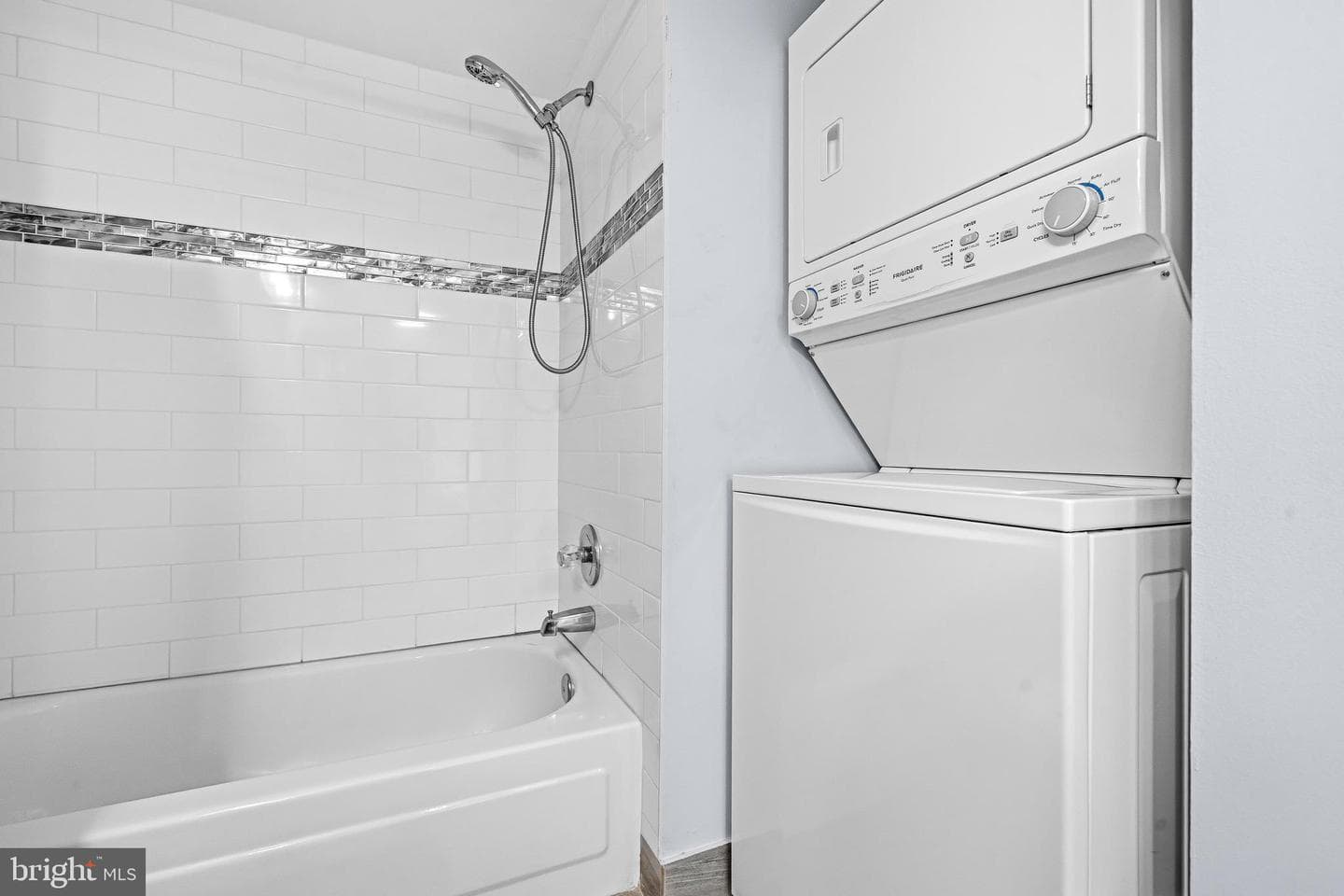 545 E Braddock Road #304 photo 14