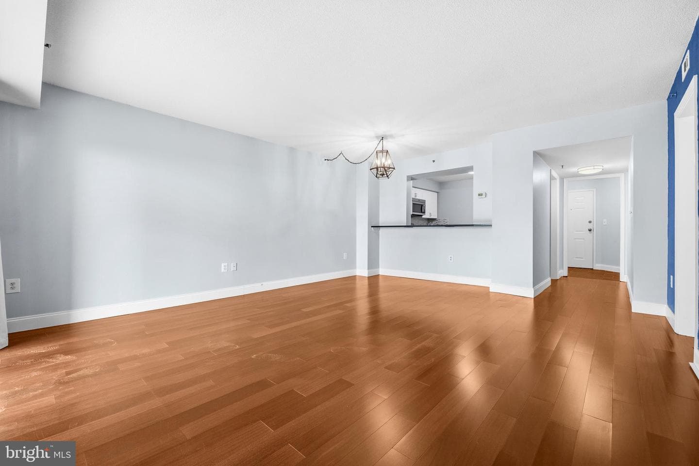 545 E Braddock Road #304 photo 8