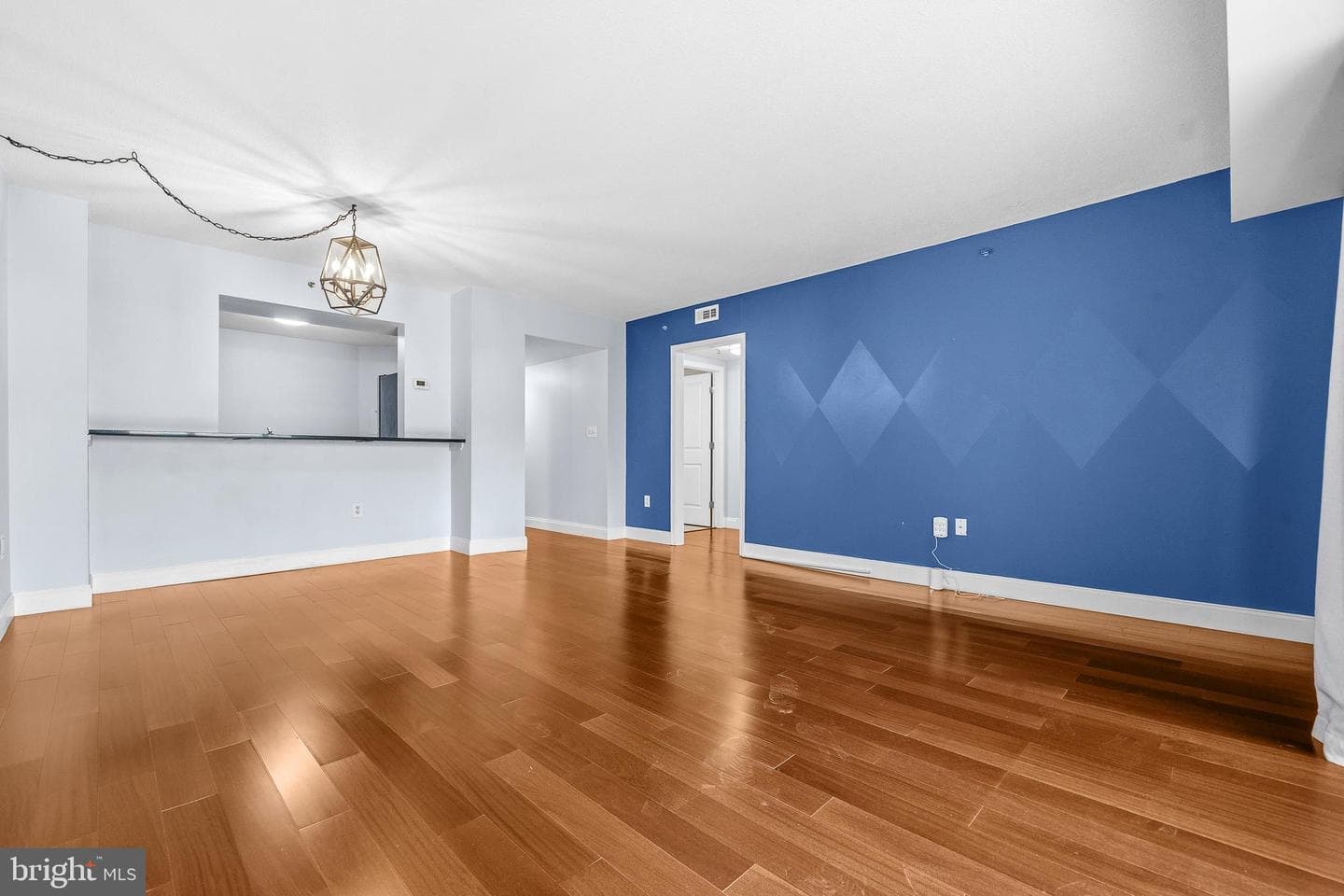 545 E Braddock Road #304 photo 9