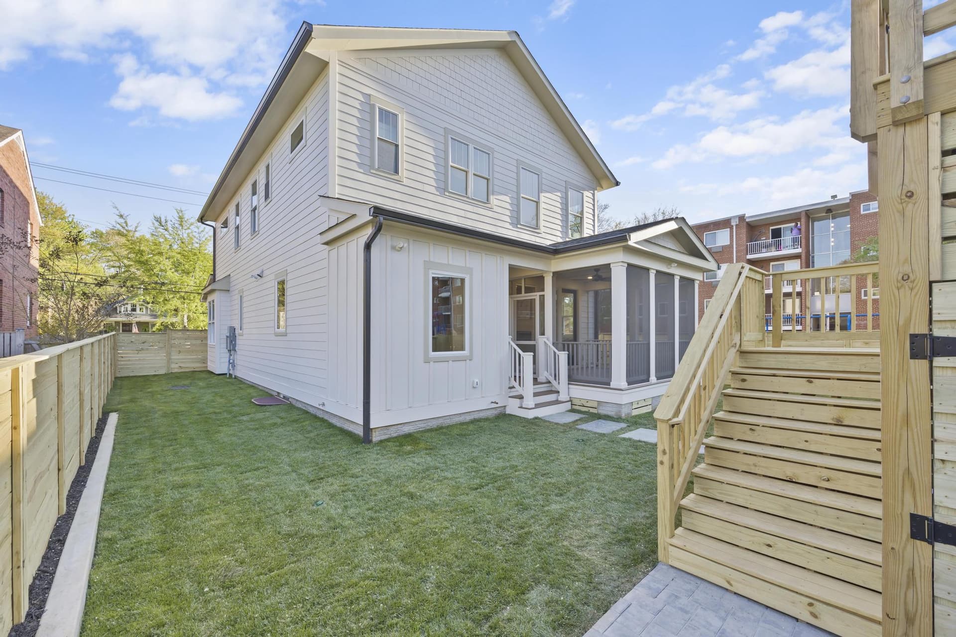 14 E Monroe Avenue photo 89