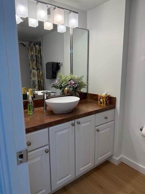 203 Yoakum Pkwy # 1209 photo 35