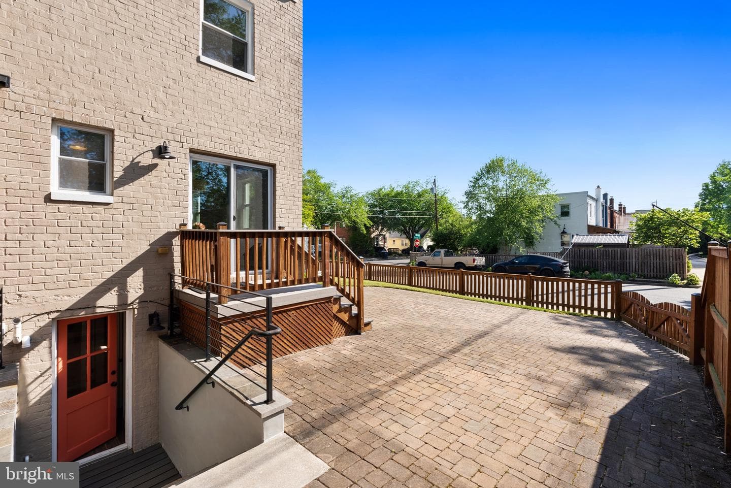 513 E Bellefonte Avenue photo 37