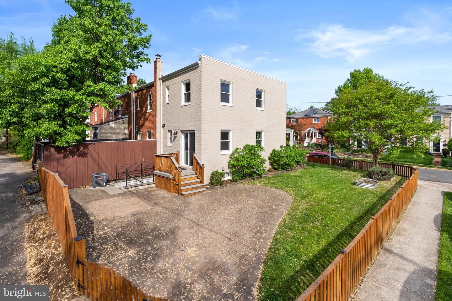 513 E Bellefonte Avenue photo 40