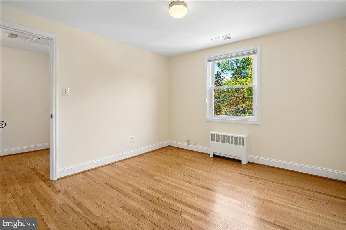 215 Burgess Avenue photo 22