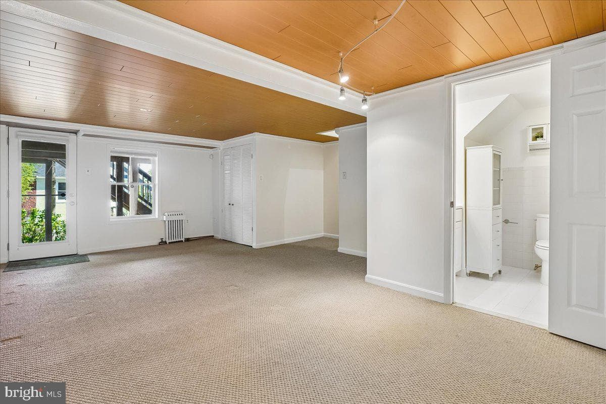 215 Burgess Avenue photo 29