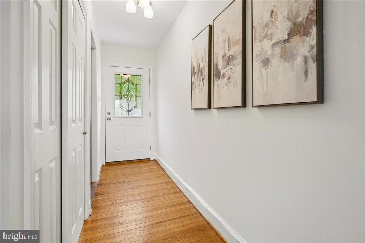 215 Burgess Avenue photo 3