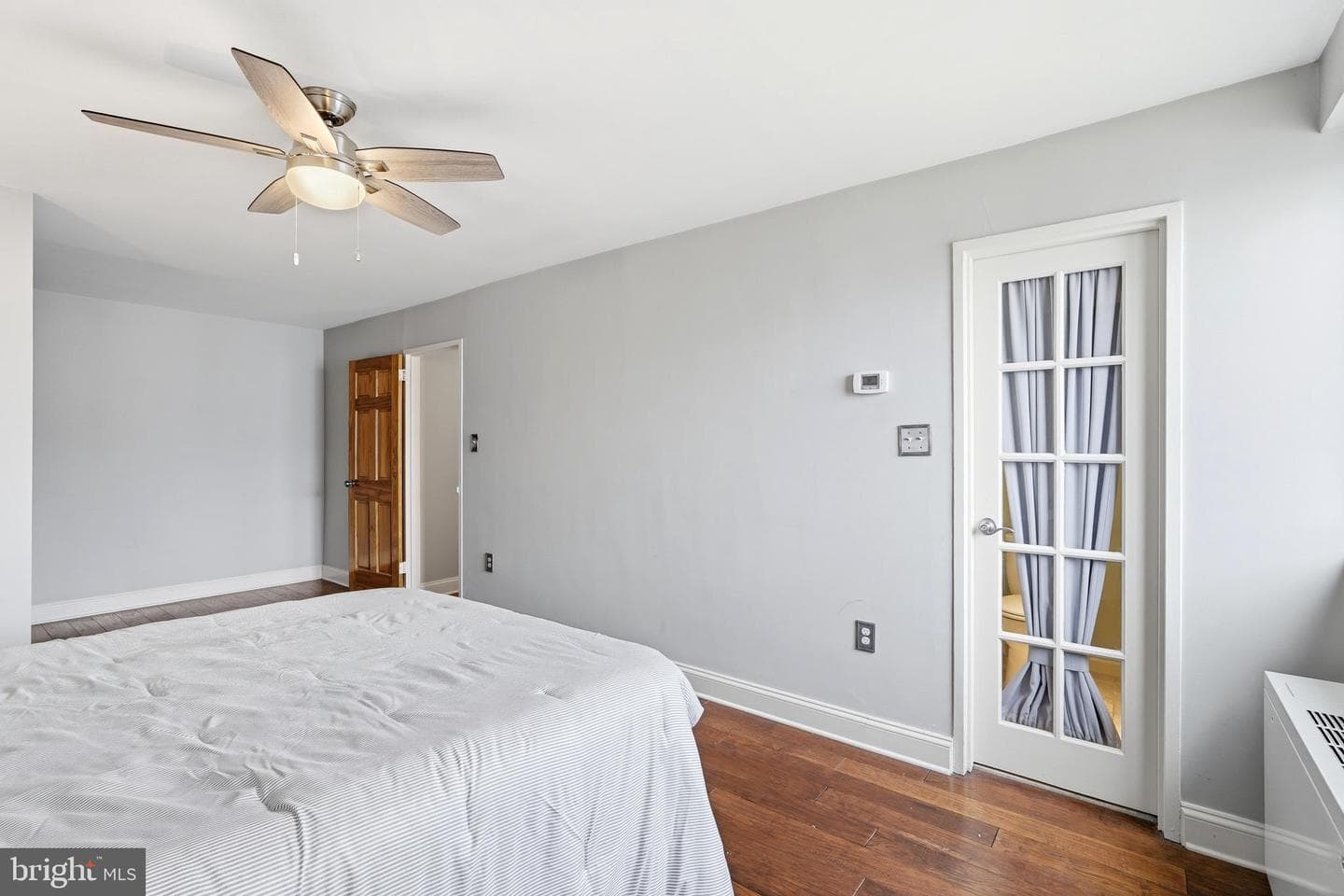 801 N Pitt Street #803 photo 38