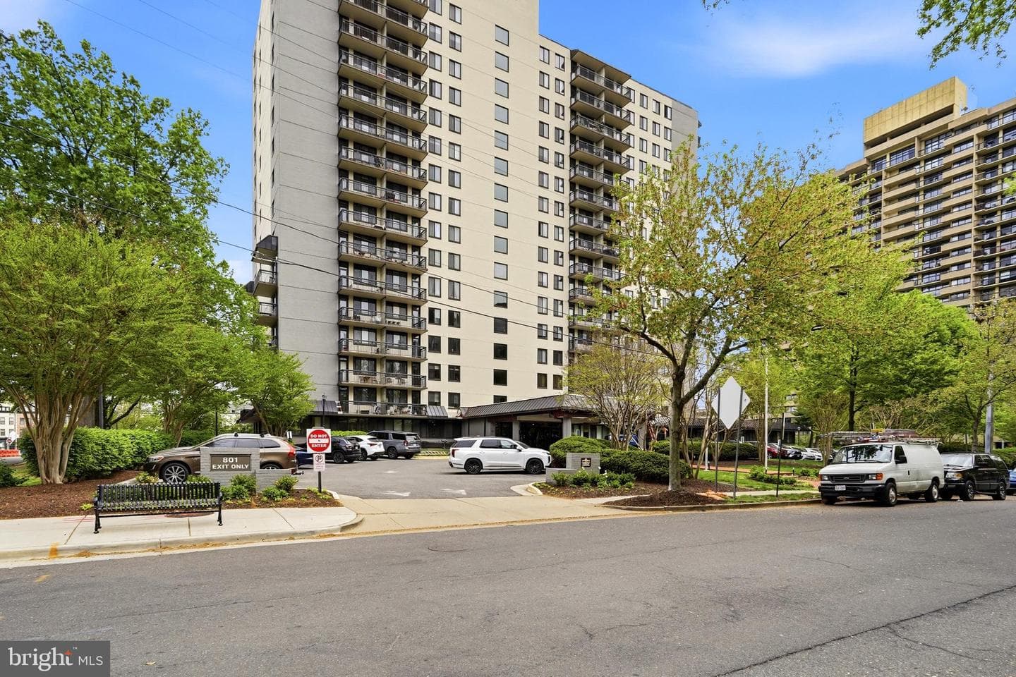 801 N Pitt Street #803 photo 42