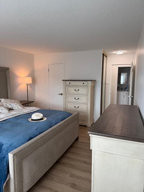 203 Yoakum Parkway #1004 photo 31