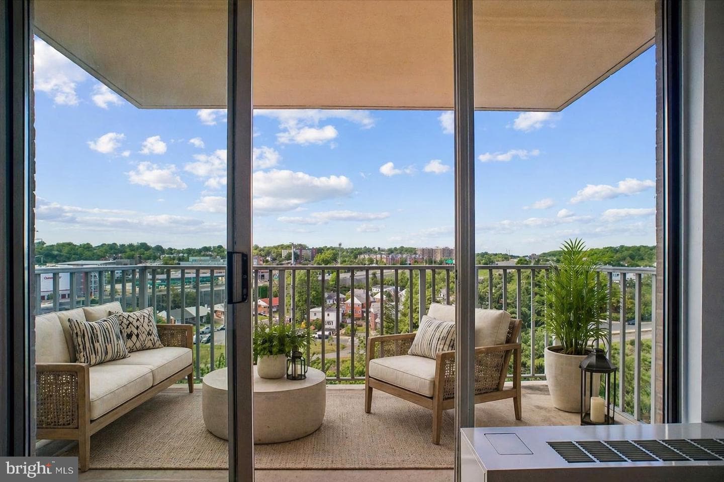 1225 Martha Custis Drive #811, Alexandria