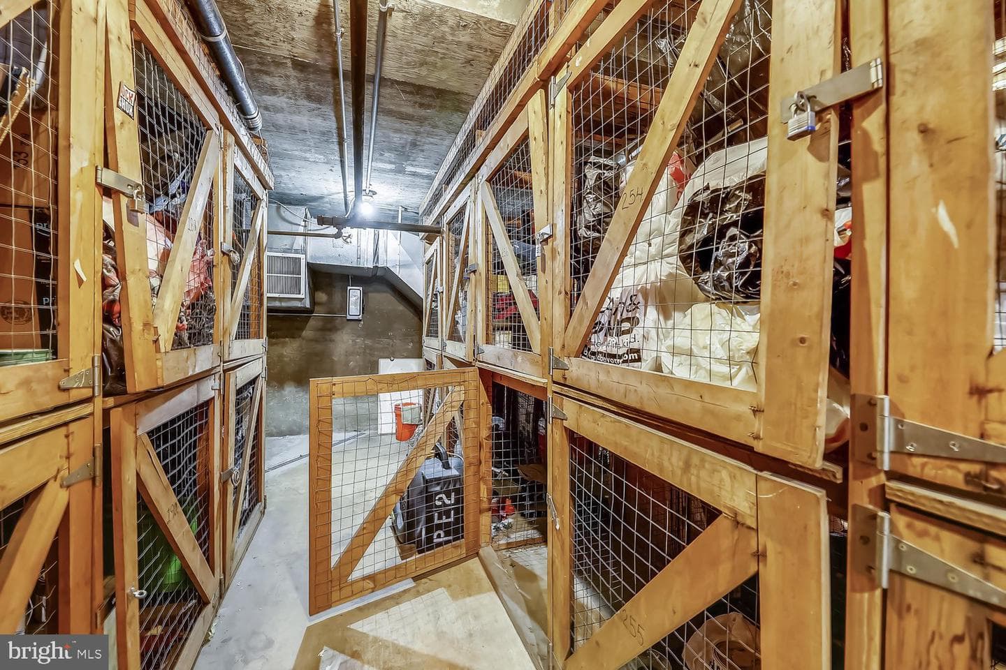 1225 Martha Custis Drive #811 photo 36
