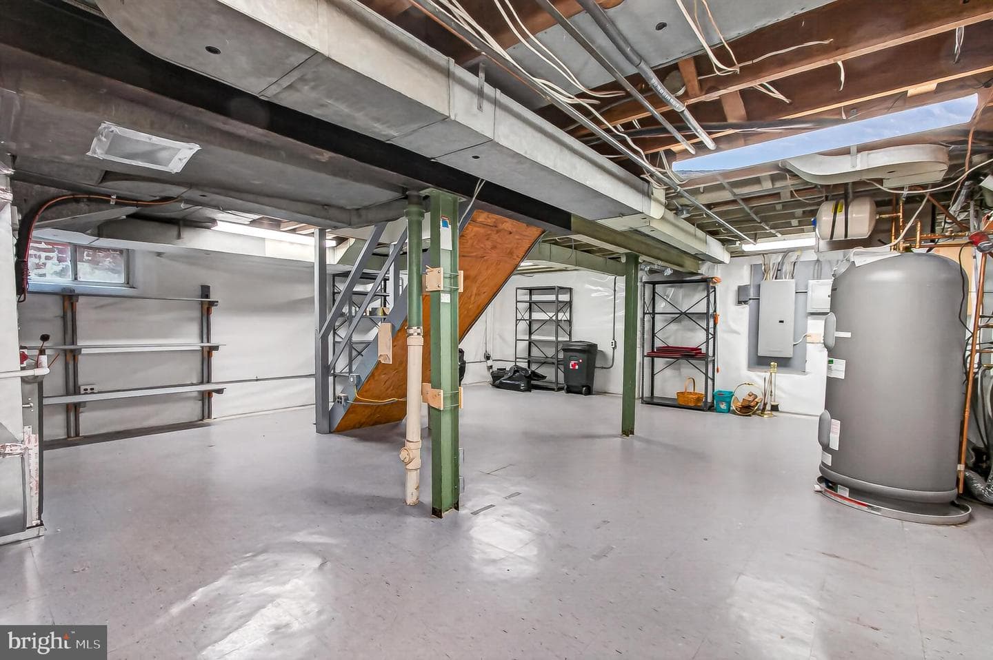 809 Enderby Drive photo 47
