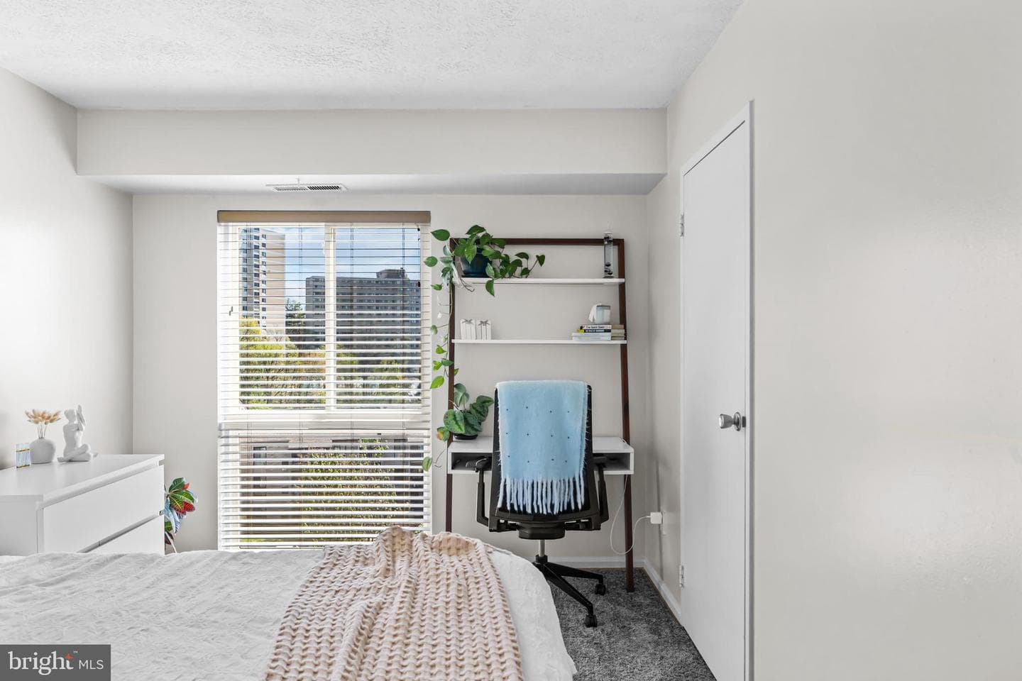 6145 Edsall Road #m photo 16