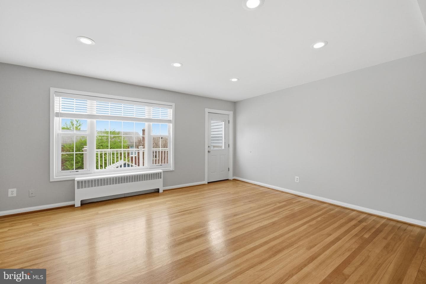 211 Guthrie Avenue photo 13