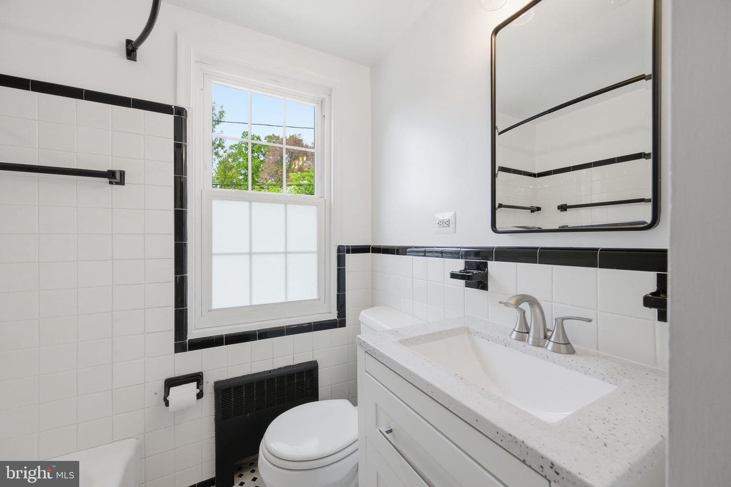 211 Guthrie Avenue photo 28