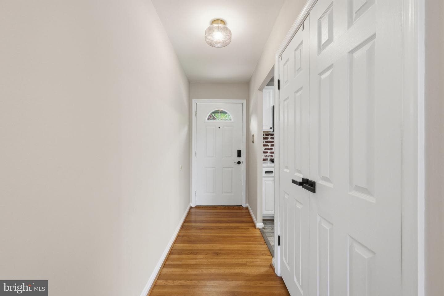 211 Guthrie Avenue photo 5