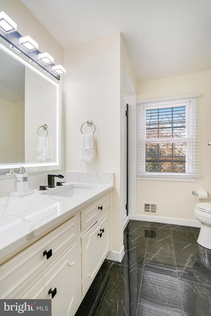 3968 Fort Worth Avenue photo 42
