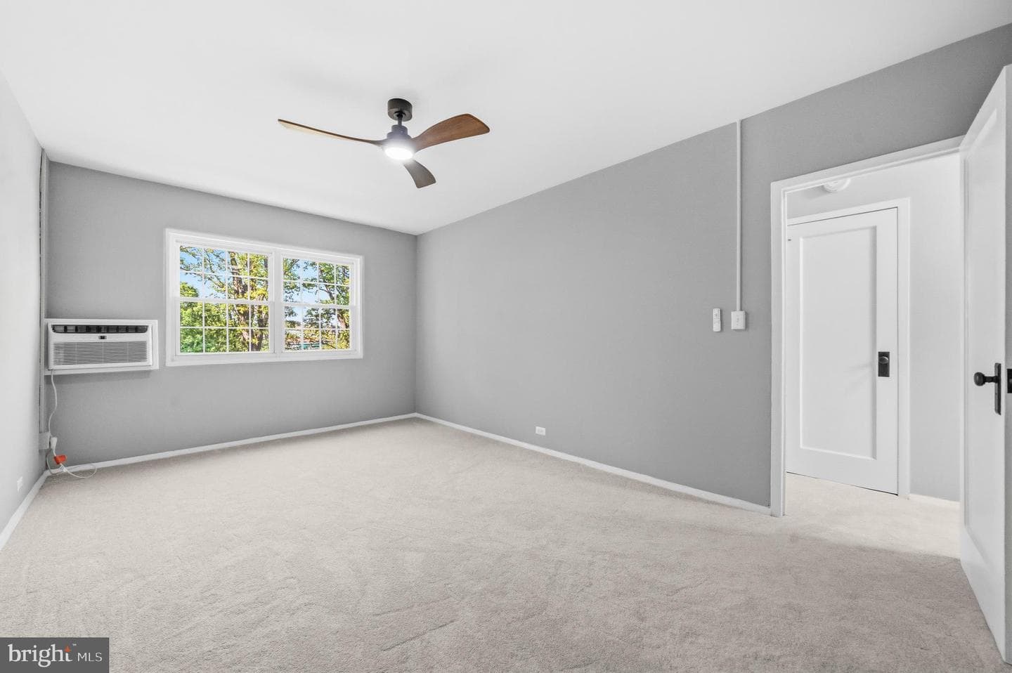 3721 Lyons Lane photo 18