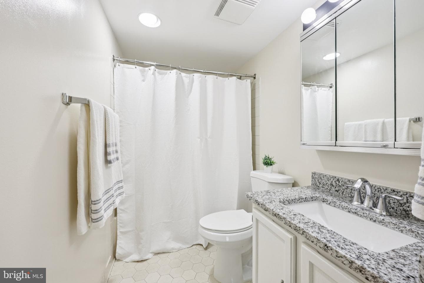 801 Howard Street N #108 photo 18