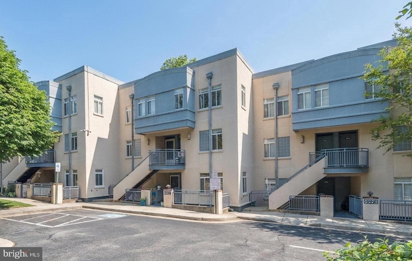 6327 Stevenson Avenue #d photo 3