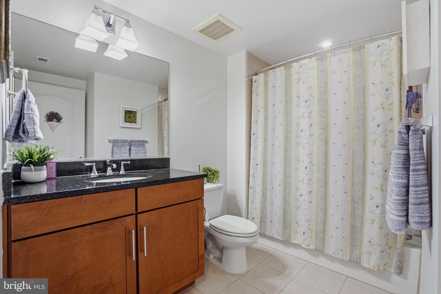 1111 Oronoco Street #427 photo 20