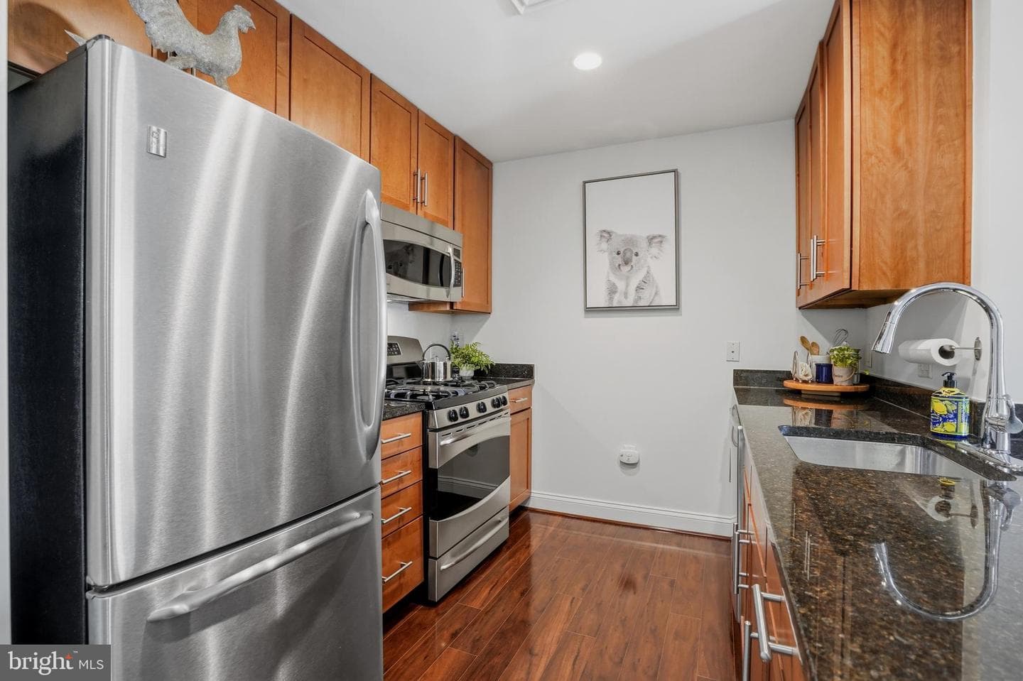 1111 Oronoco Street #427 photo 7