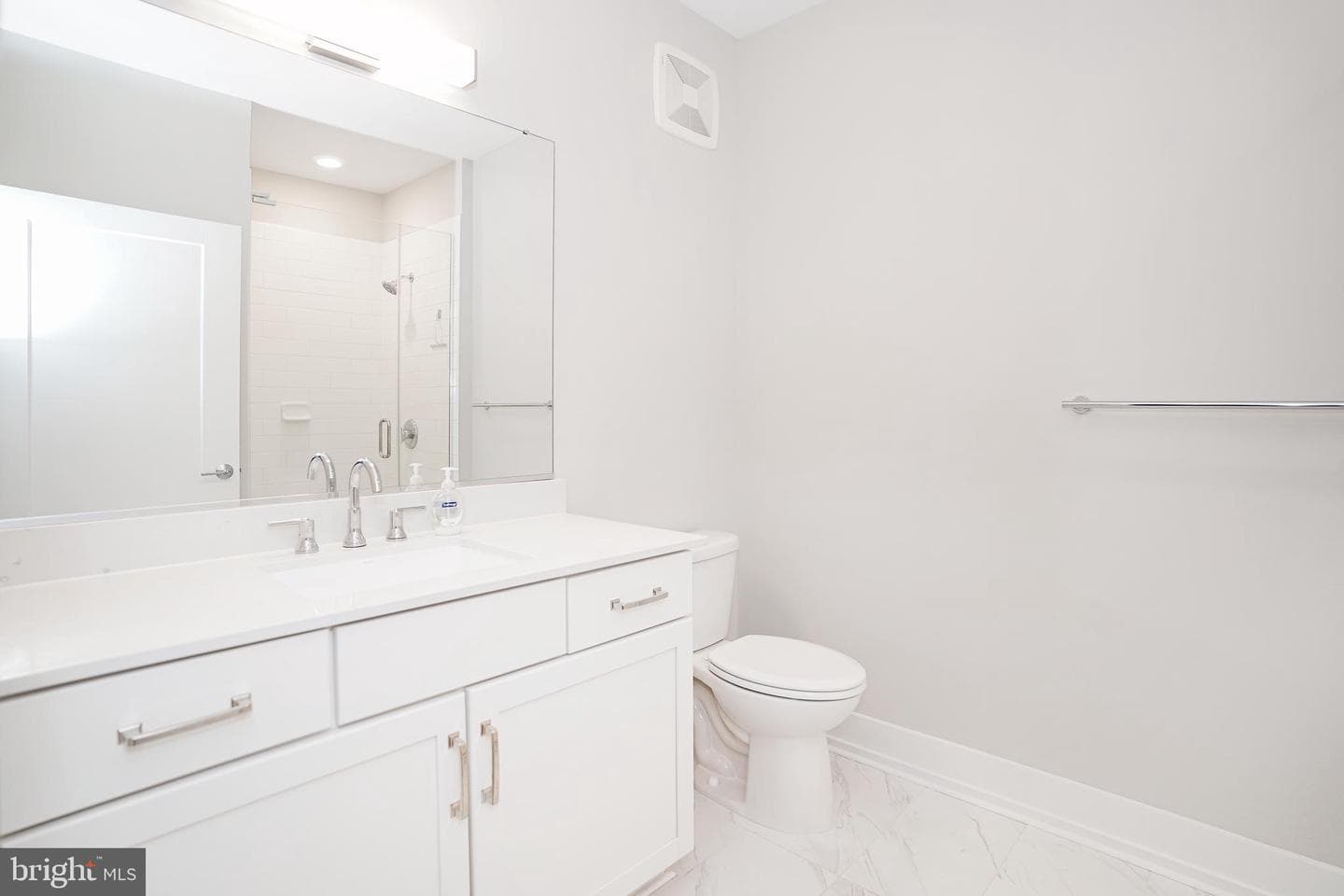 1800 Mount Vernon Avenue #309 photo 14
