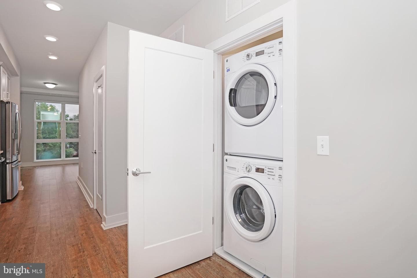 1800 Mount Vernon Avenue #309 photo 16