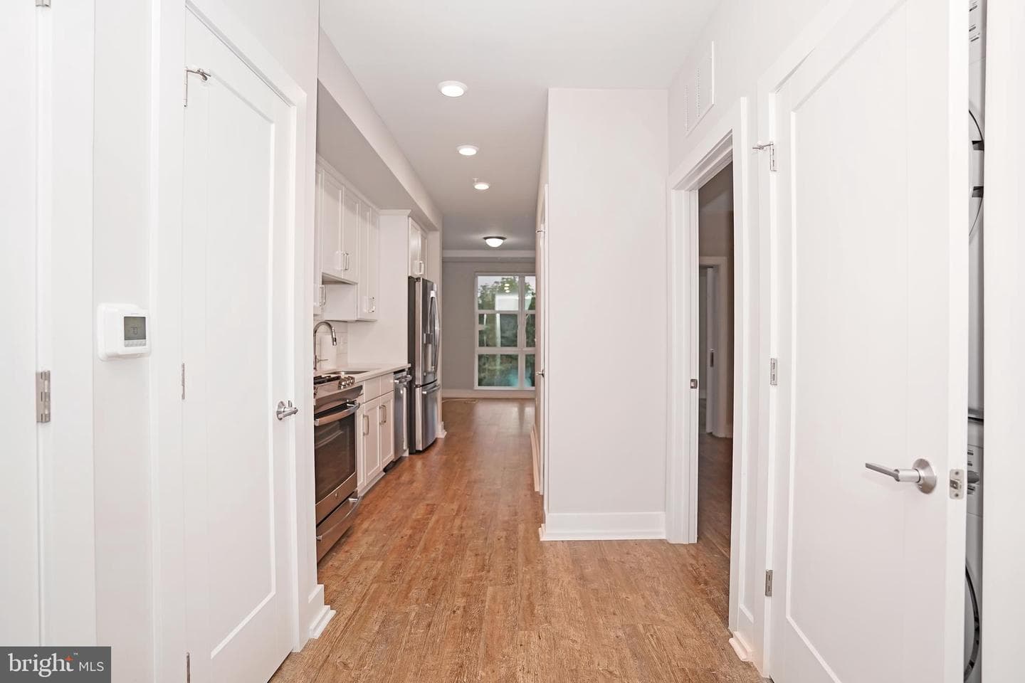 1800 Mount Vernon Avenue #309 photo 6