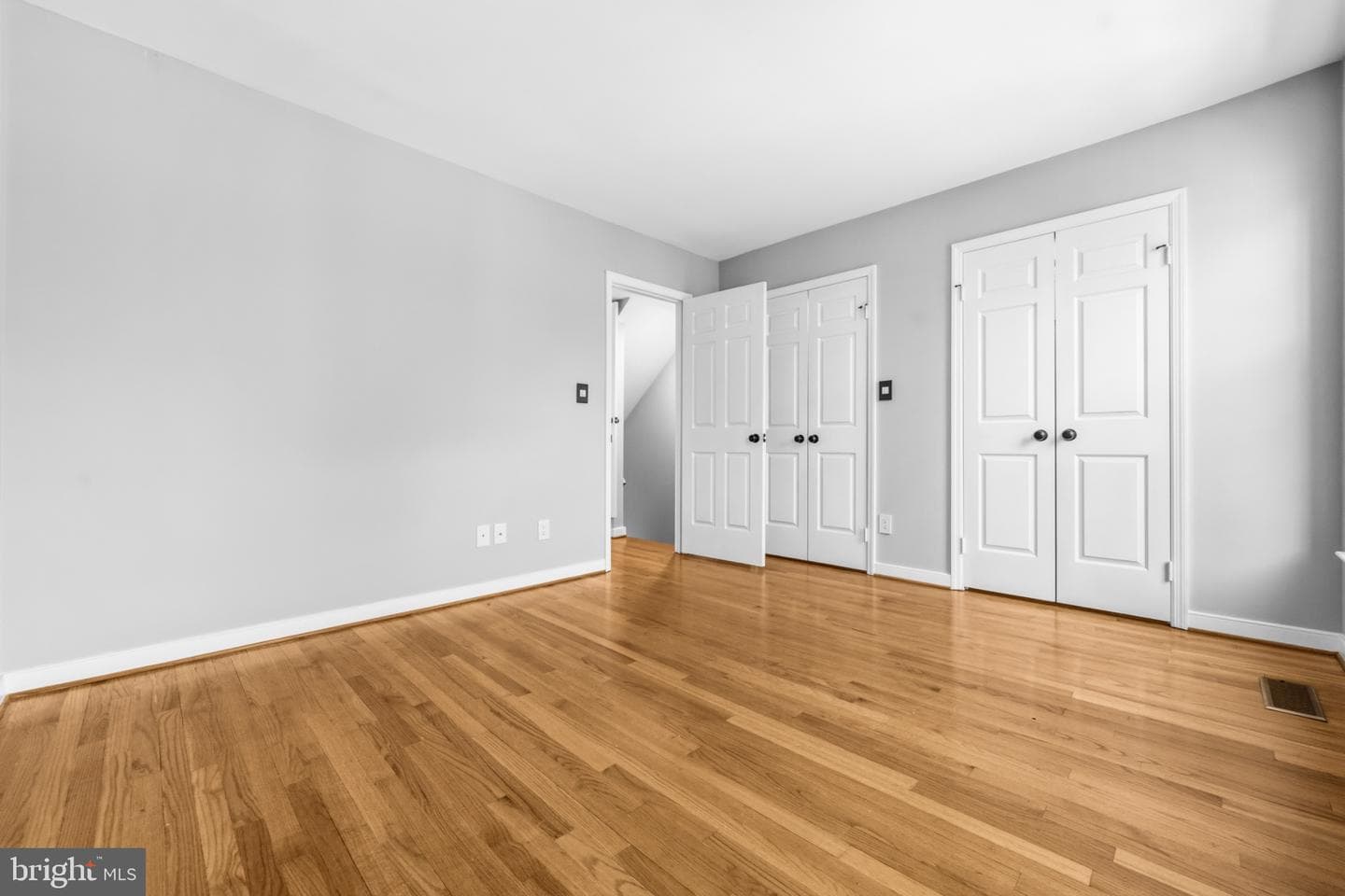 669 S Columbus Street photo 25
