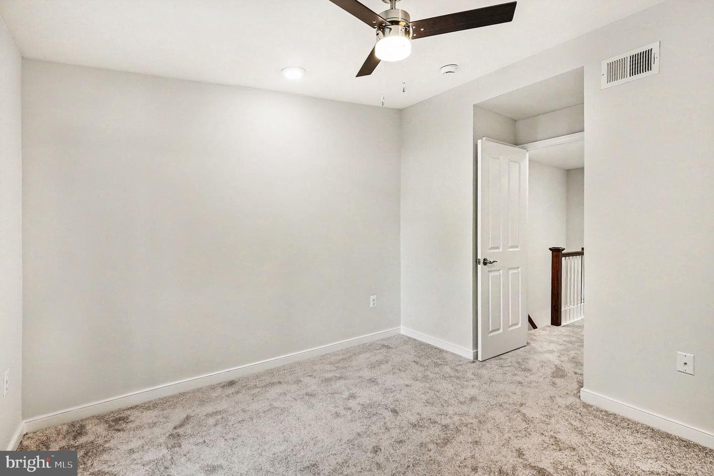 1216 Princess Street photo 16