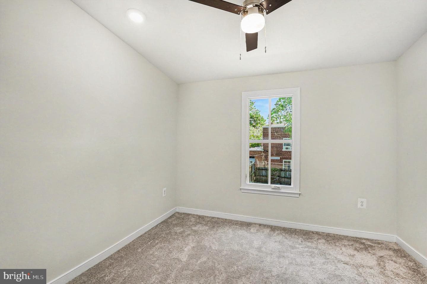 1216 Princess Street photo 17
