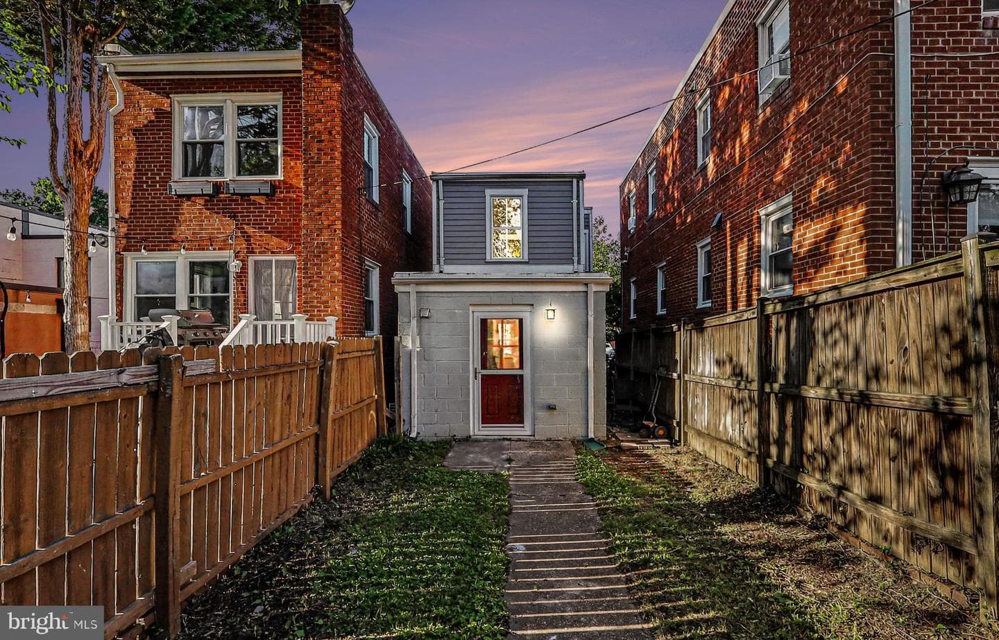 1216 Princess Street photo 27