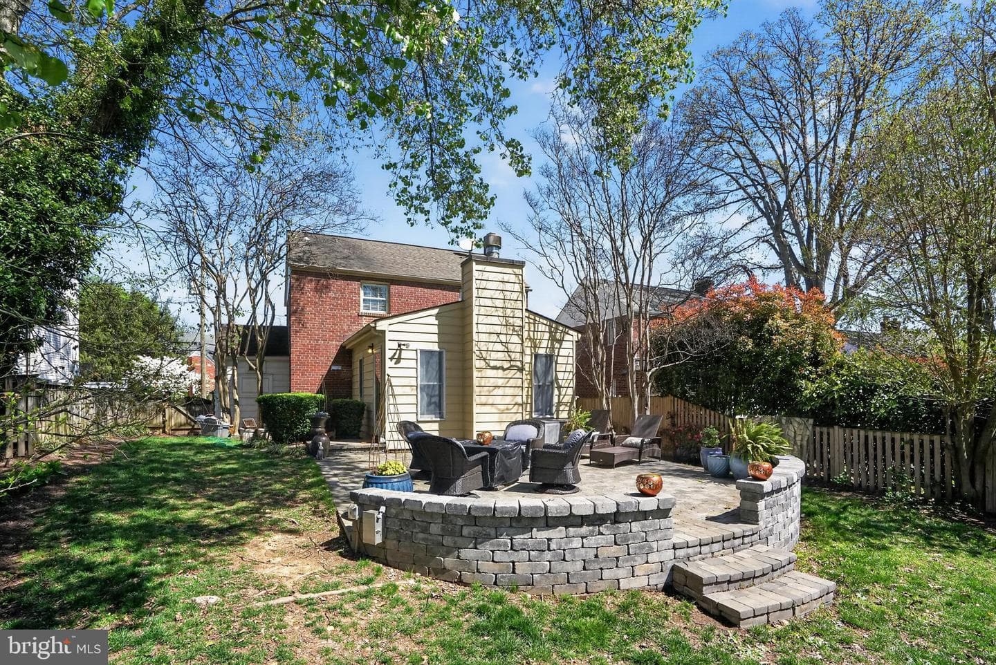 1210 W Braddock Road photo 22