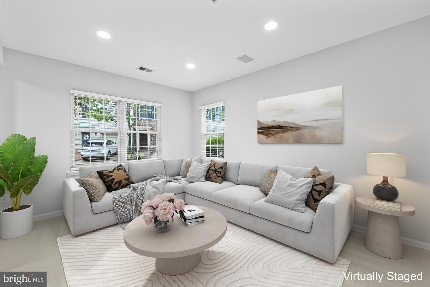 120 Martin Lane photo 7