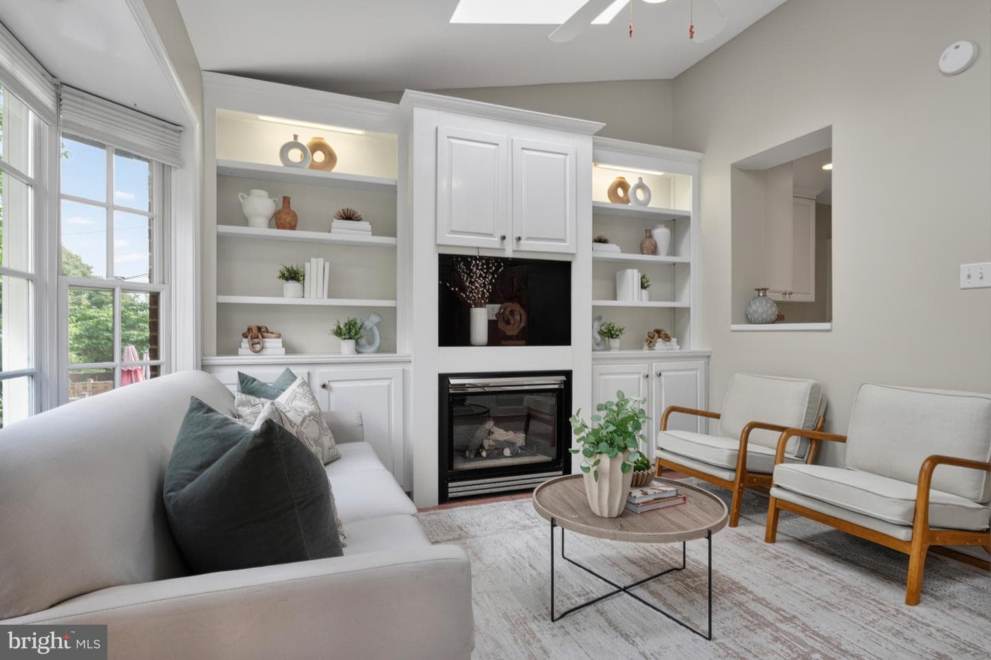 922 S Saint Asaph Street photo 26