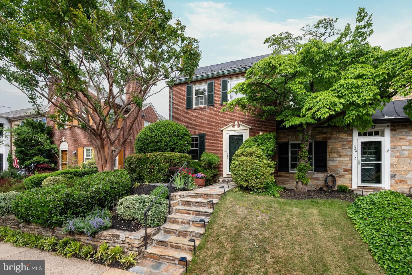 922 S Saint Asaph Street photo 4