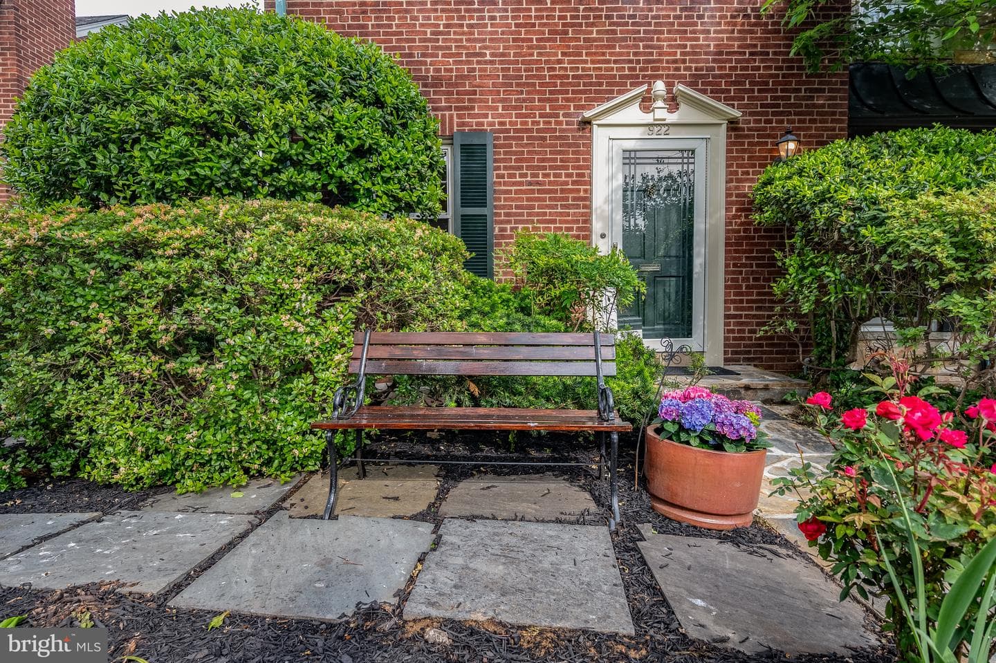 922 S Saint Asaph Street photo 5