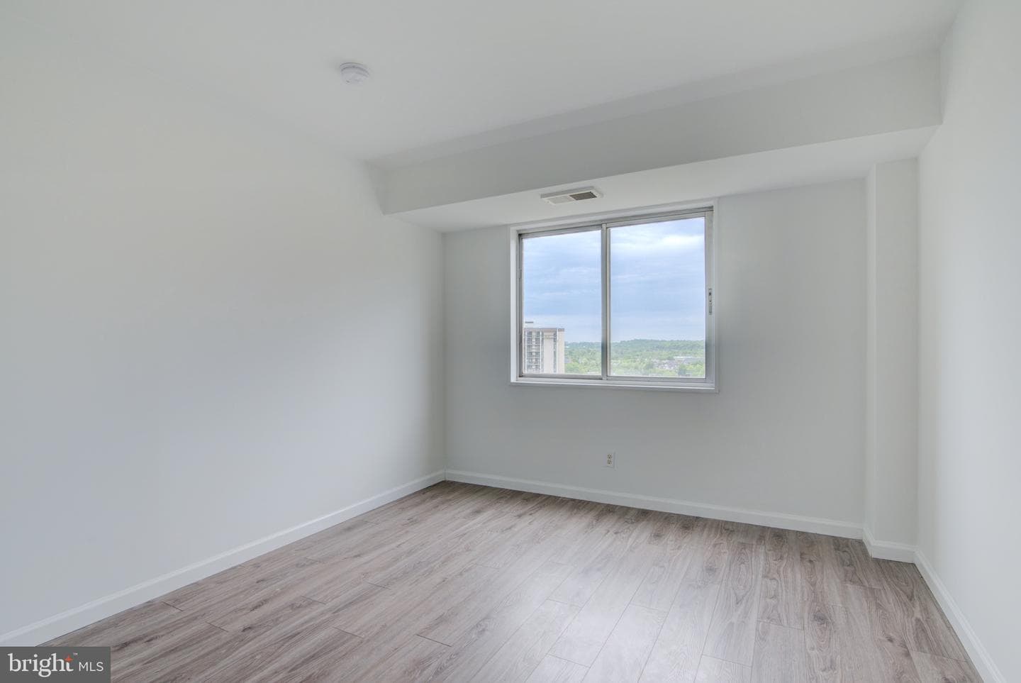 5340 Holmes Run Parkway #1102 photo 15