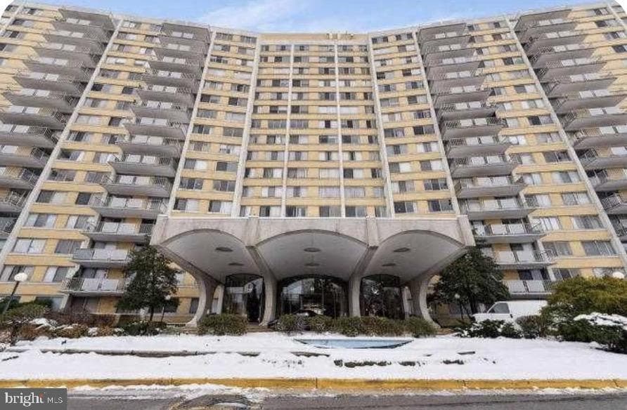 301 N Beauregard Street #1002, Alexandria