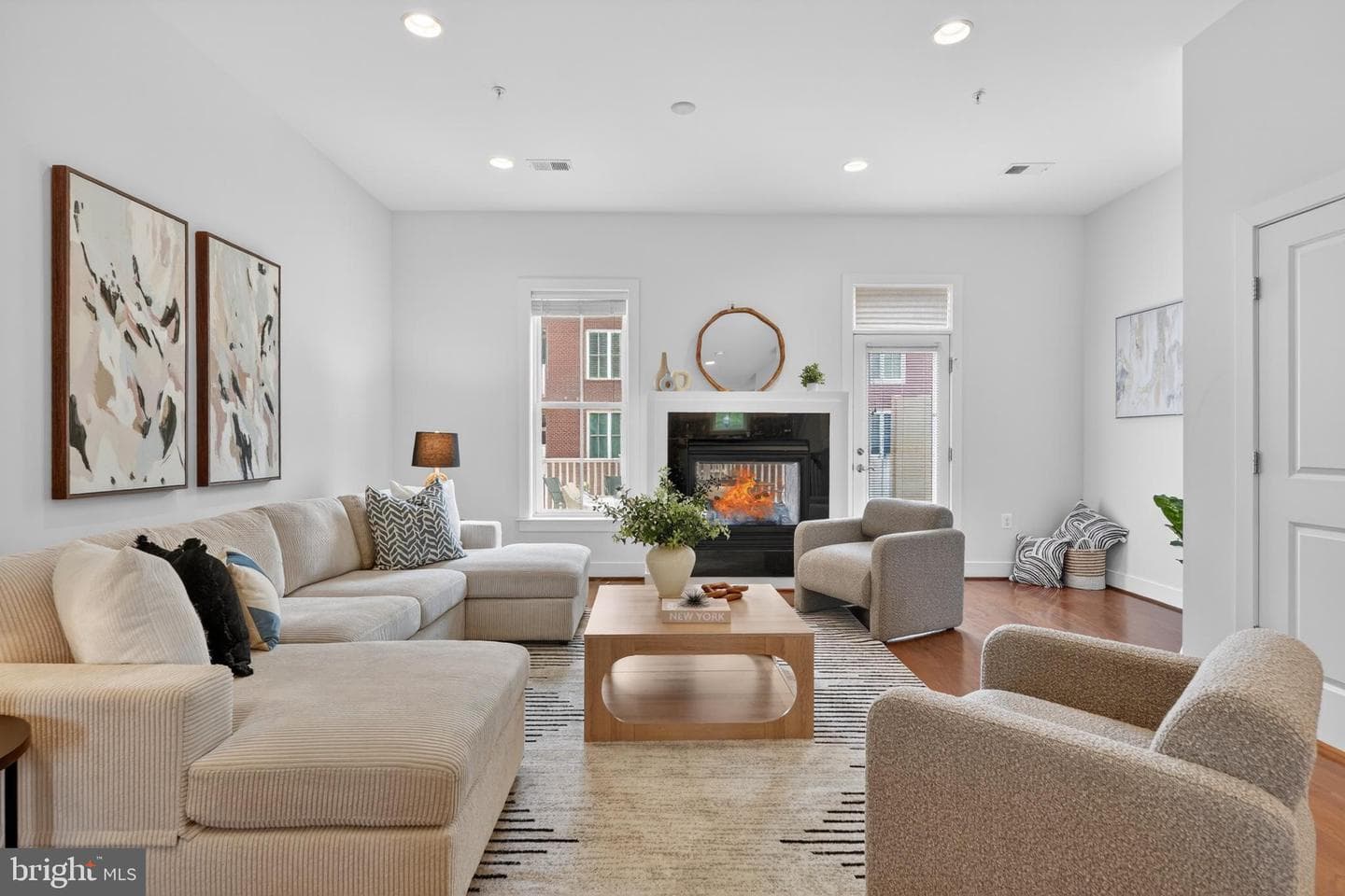 2413 Conoy Street photo 10