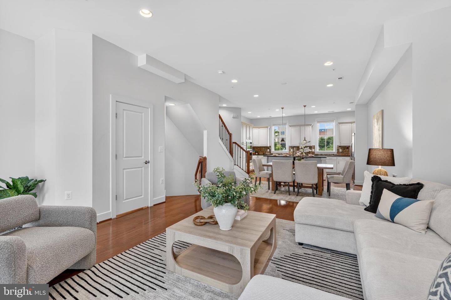 2413 Conoy Street photo 13