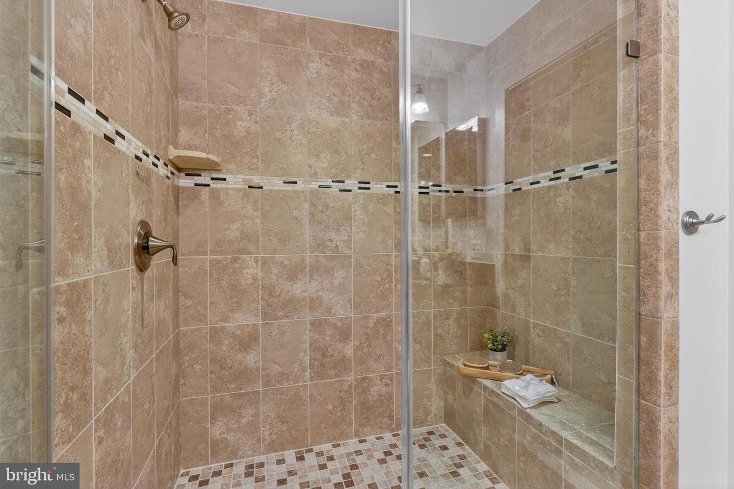 2413 Conoy Street photo 32