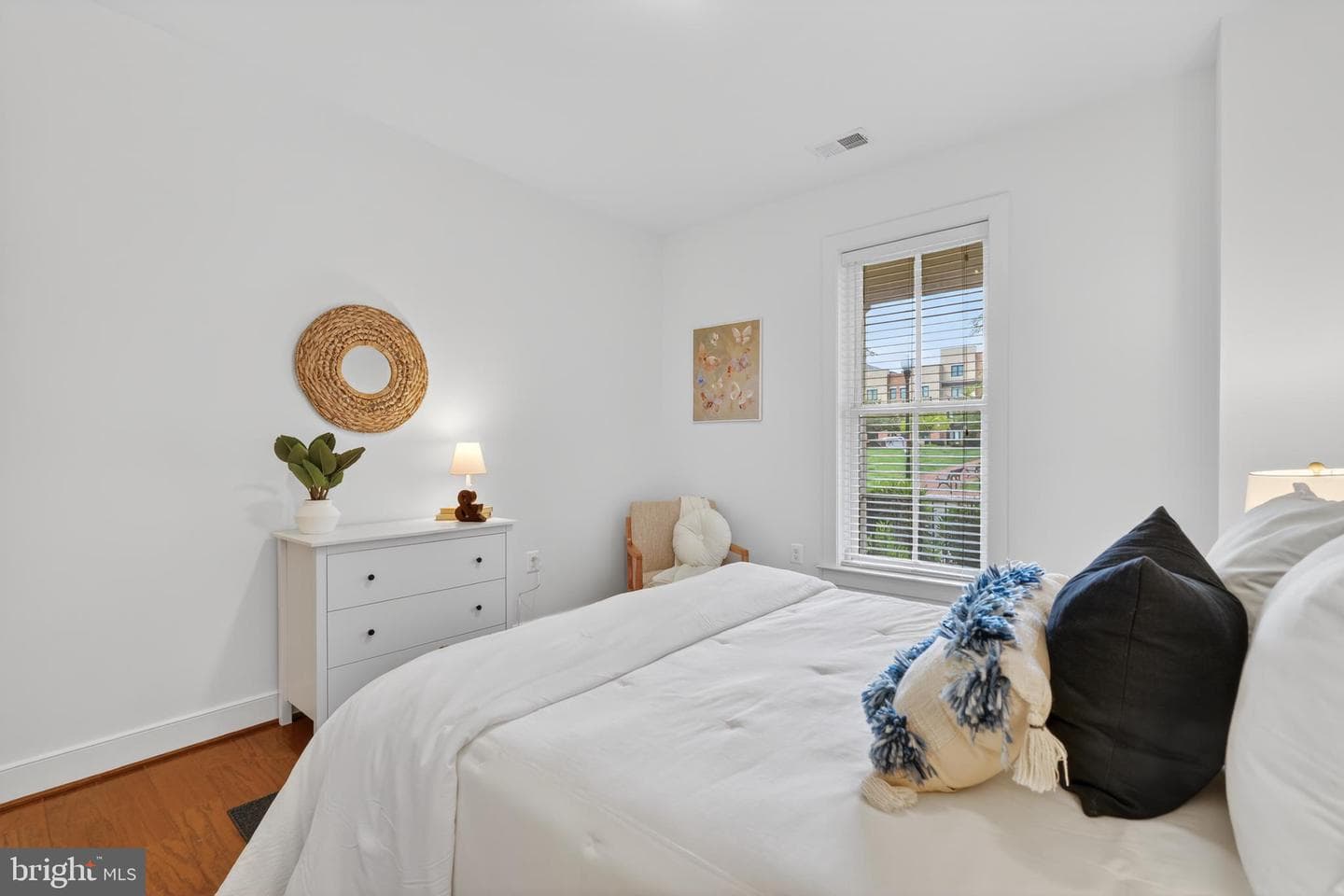2413 Conoy Street photo 40