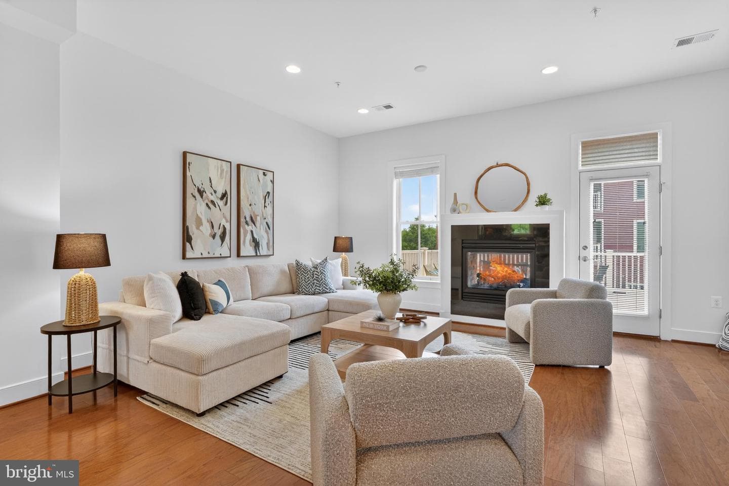 2413 Conoy Street photo 9