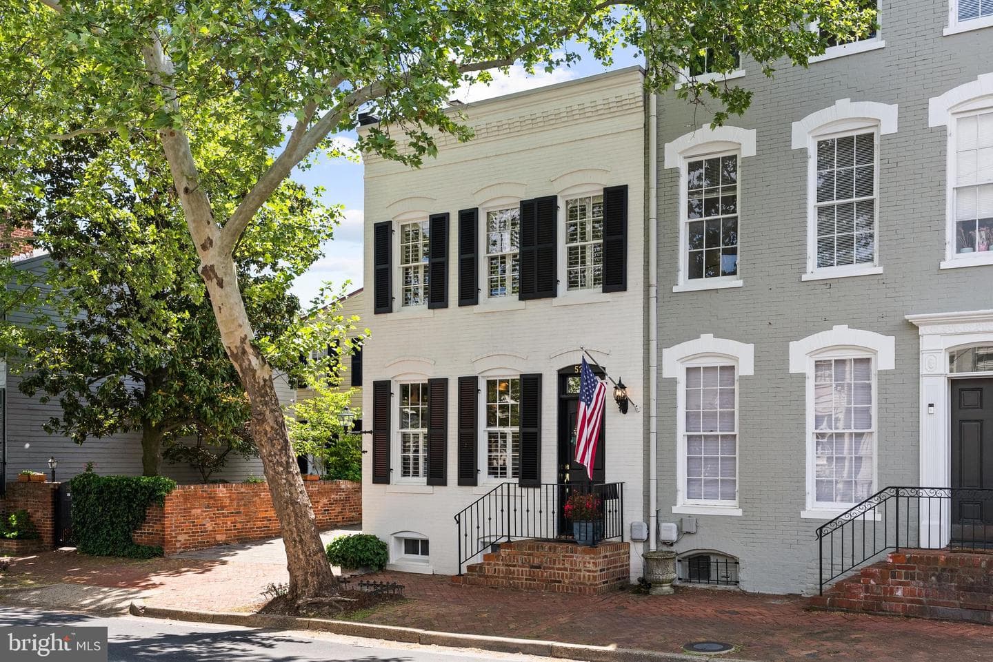 522 Queen Street