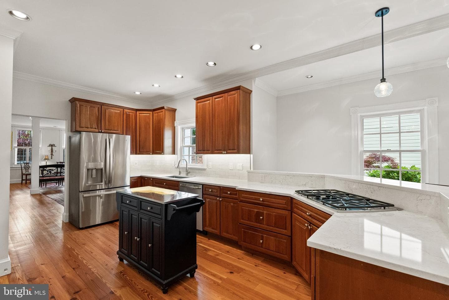 522 Queen Street photo 10