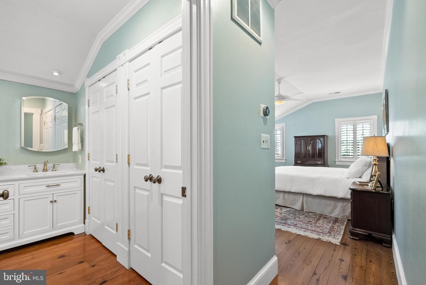 522 Queen Street photo 22