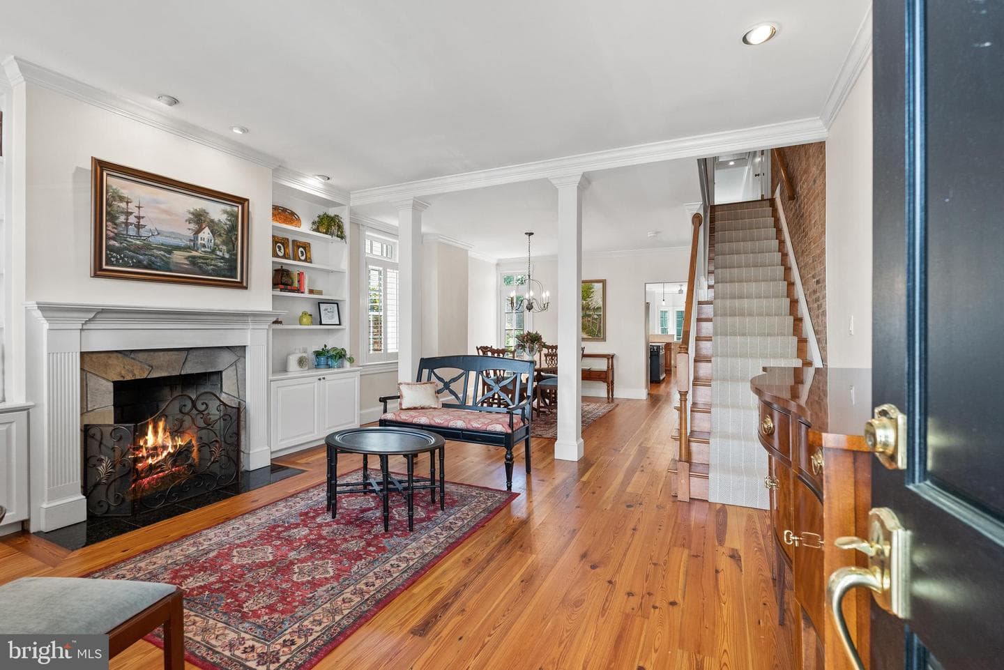 522 Queen Street photo 3